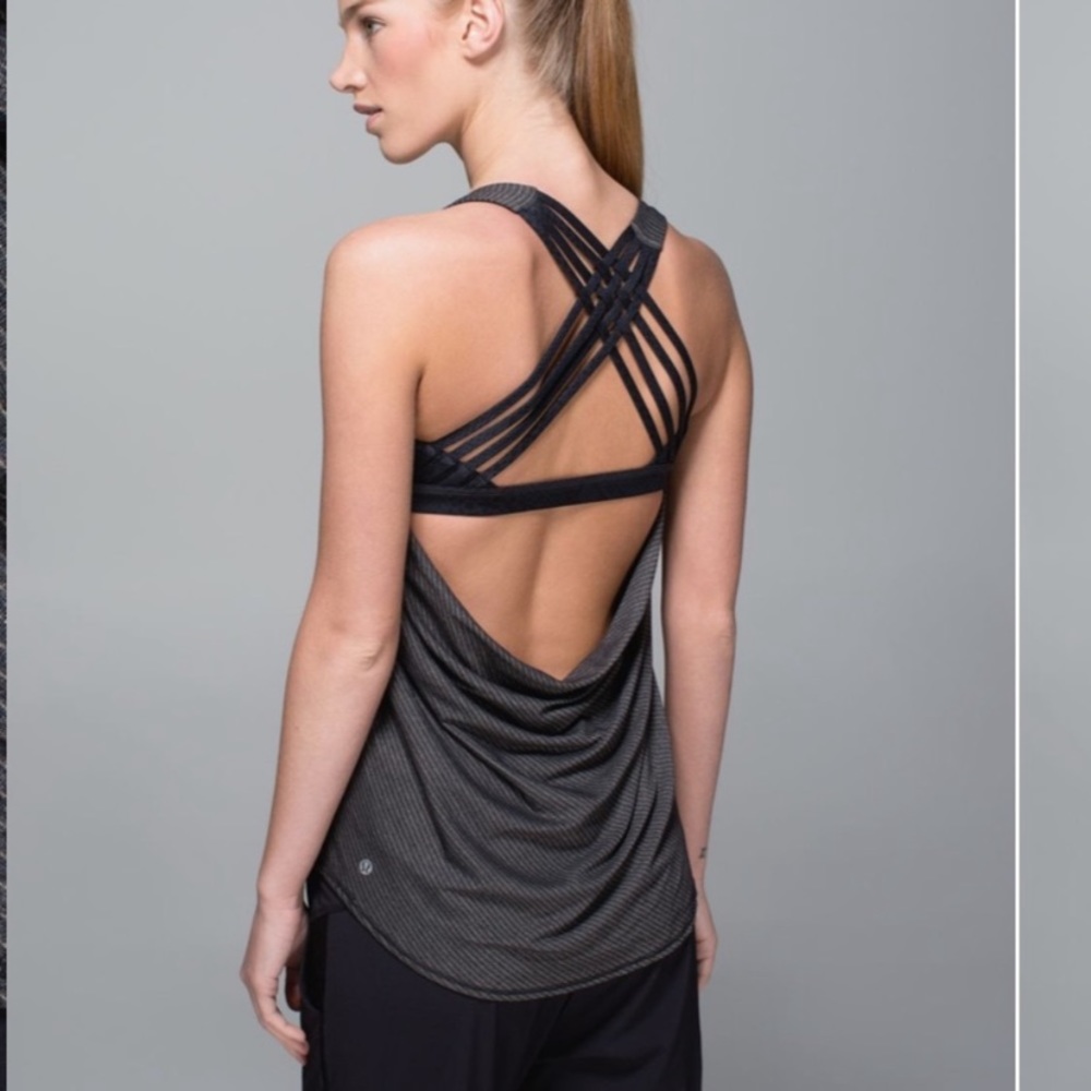 Lululemon Wild Tank Top Built In Bra Black Grey